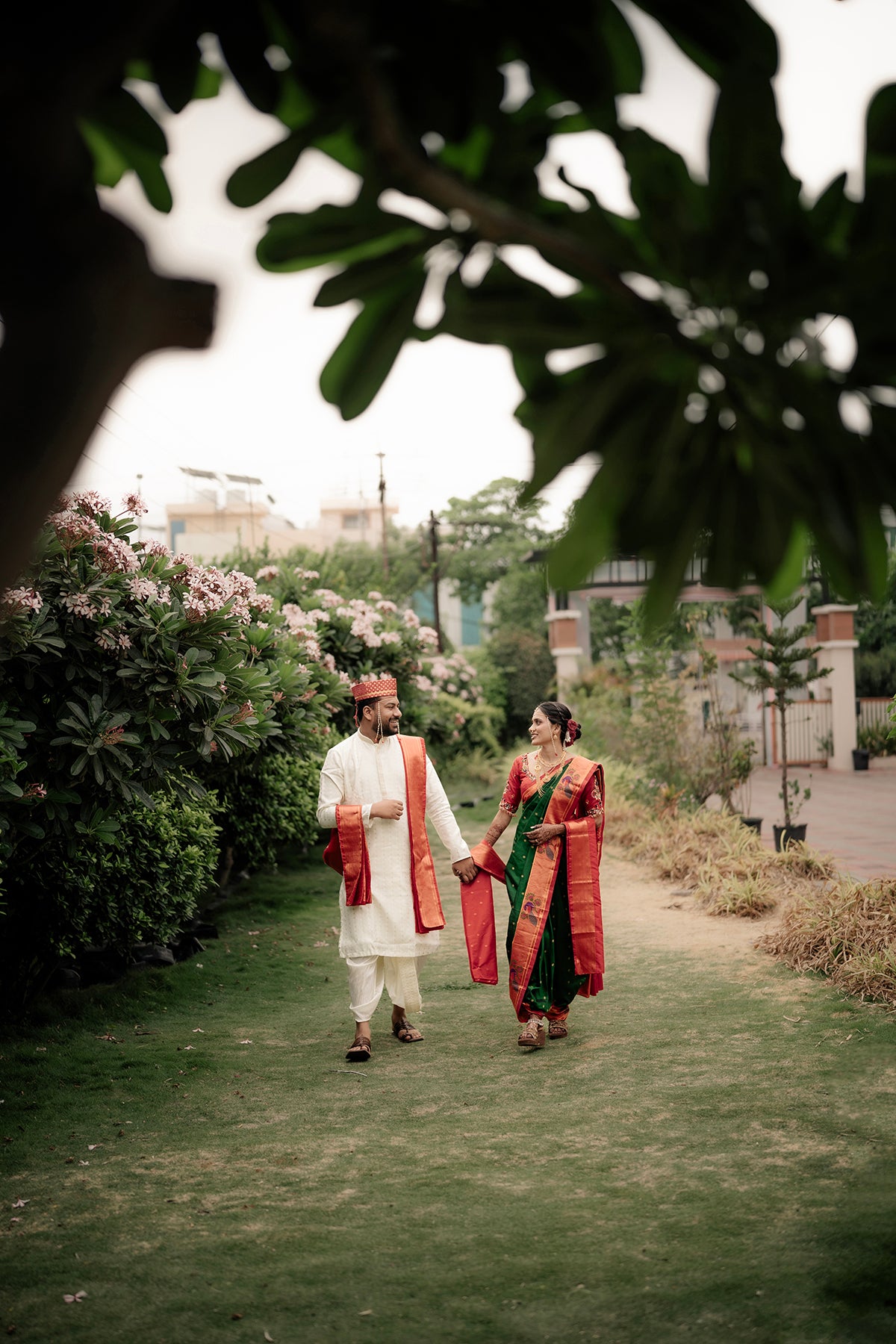 200+ BEST WEDDING MOODY PRESETS